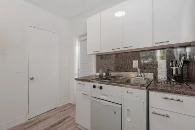 Sunset Garden Pompano